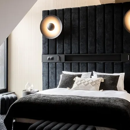 Natura Z Restauracja Magdy Gessler 5* 초르쉬틴